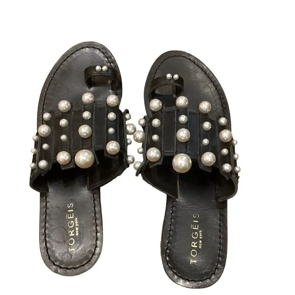 Torgeis Black Leather Flat Toe Ring Pearl Sandals 6.5
